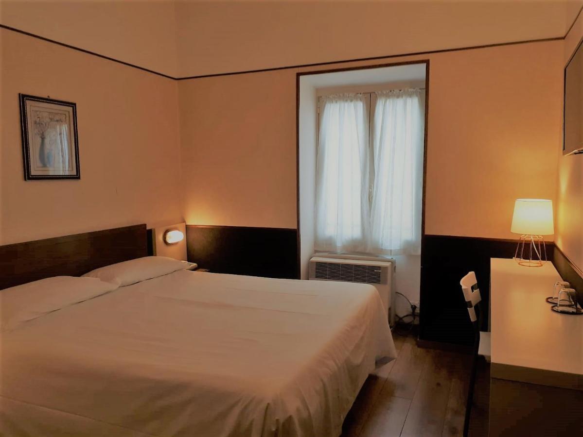 Hotel Eden Baveno Bagian luar foto