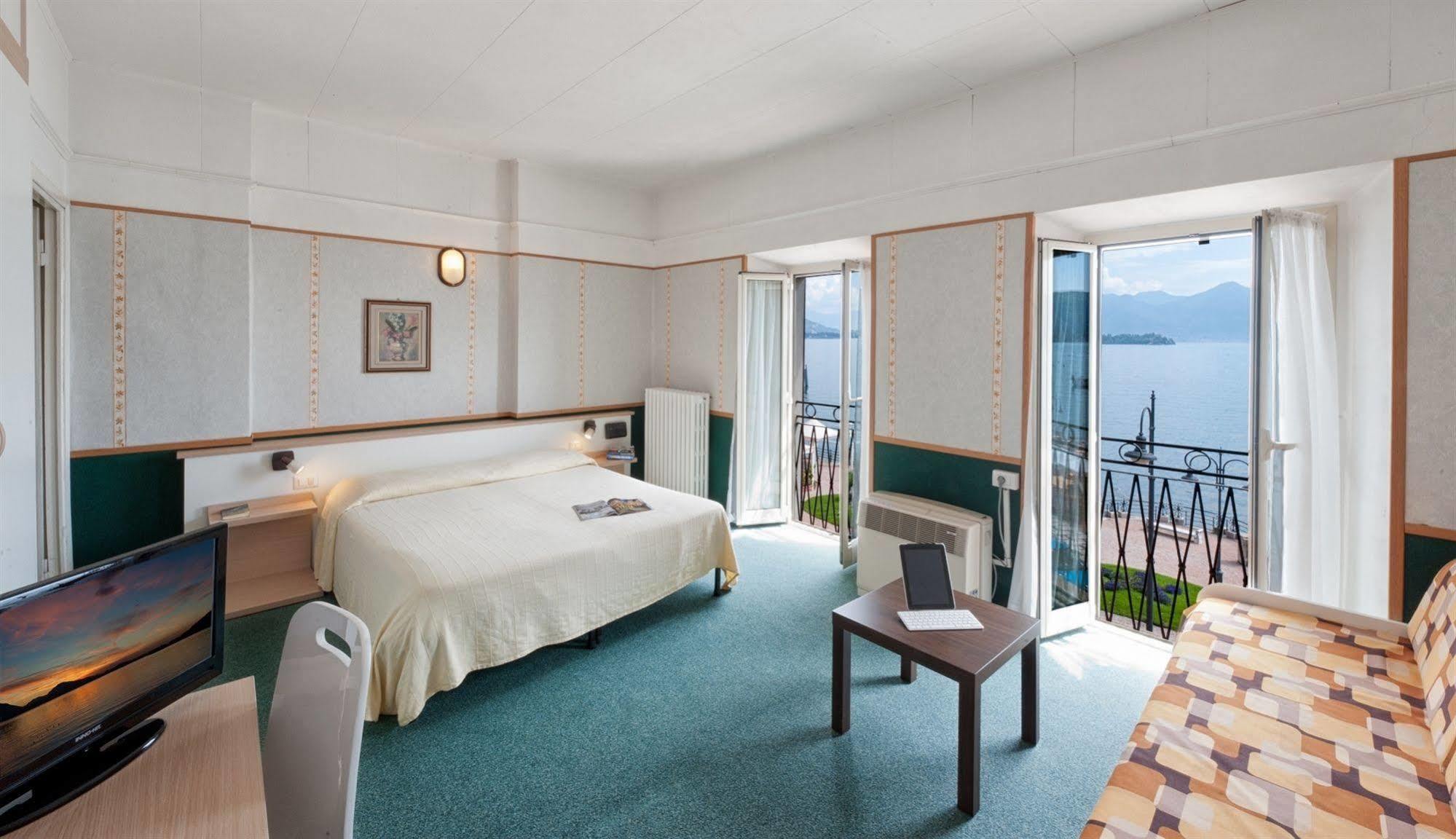 Hotel Eden Baveno Bagian luar foto
